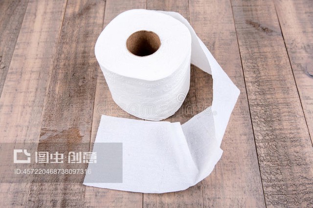 一卷卫生纸One roll of toilet paper